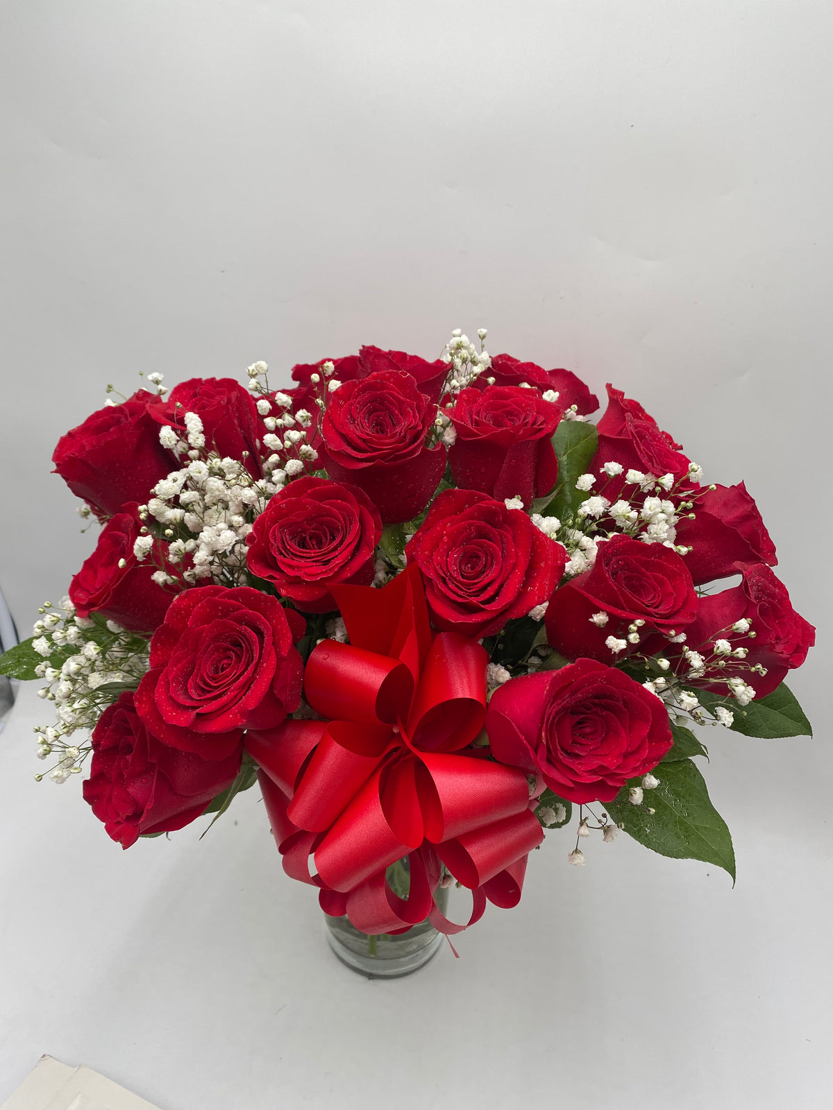 24 Roses & Baby's Breath